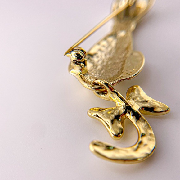 Vintage Shinny Gold Tone Cat with Dangling Tail Pin/Brooch - Picture 6 of 7